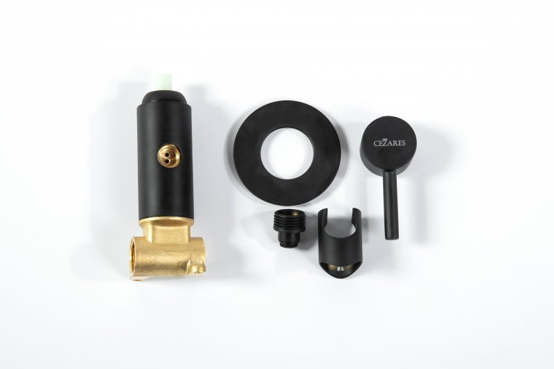 CZR-DA1-01 Смеситель для душа со штуцером с держателем, исполнение хром CZR-DA1-01 Смеситель для душа со штуцером с держателем, исполнение хром