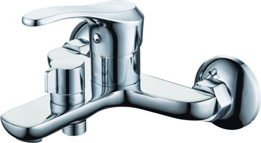 Смеситель для ванны с коротким изливом RUSH Jawa (JA0735-44) Смеситель для ванны с коротким изливом RUSH Jawa (JA0735-44)