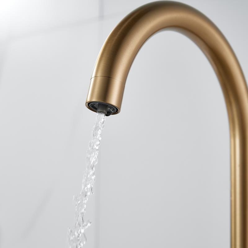 Смеситель для кухни со встроенным фильтром (краном) под питьевую воду Shevanik S128 S128G Смеситель для кухни со встроенным фильтром (краном) под питьевую воду Shevanik S128 S128G