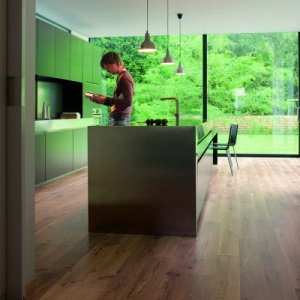 Ламинат Quick-step Eligna U995 Доска нат. дуба Vintage лак. (8мм/32кл/1,722м2) 1380*156, м2