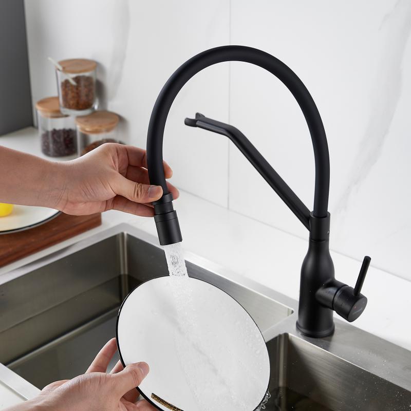 Смеситель для кухни с гибким изливом Shevanik S343H-3 Смеситель для кухни с гибким изливом Shevanik S343H-3