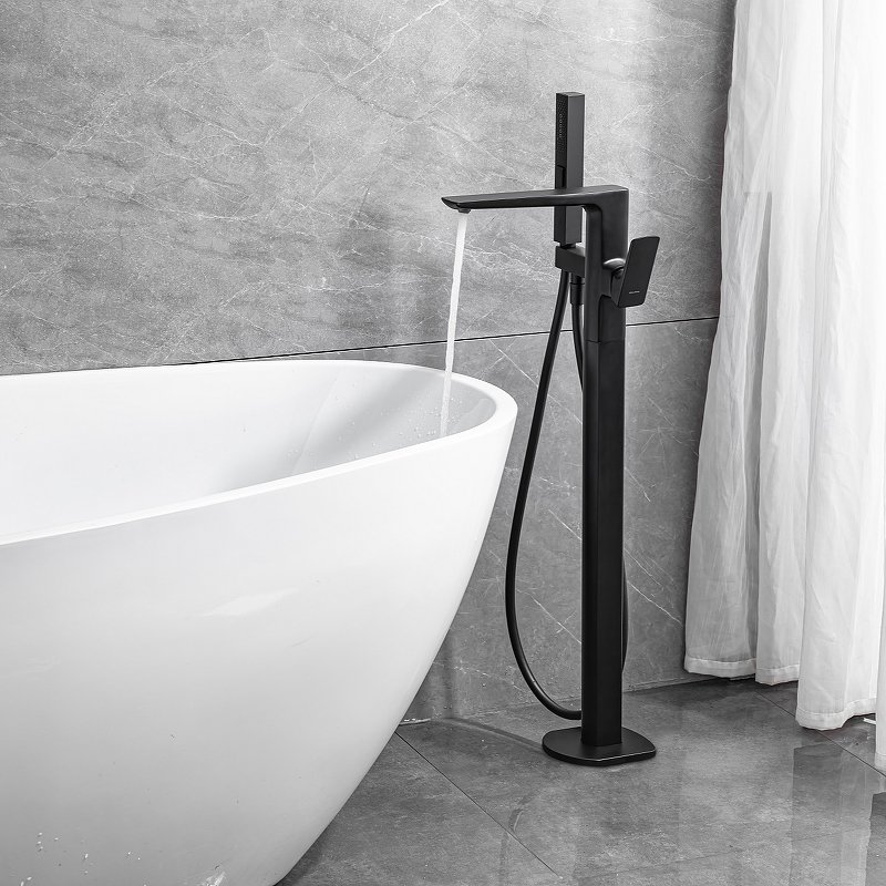 Смеситель для ванны с душем Allen Brau Infinity 5.21009-31 (с внутренней частью) черный матовый Смеситель для ванны с душем Allen Brau Infinity 5.21009-31 (с внутренней частью) черный матовый