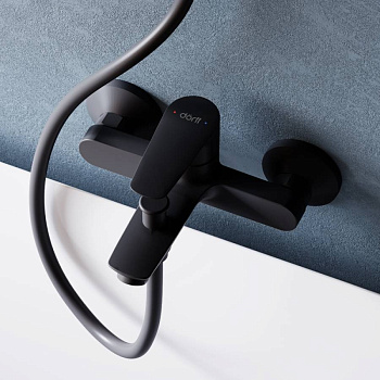 D4011022 Prime Смеситель для ванны и душа, черный