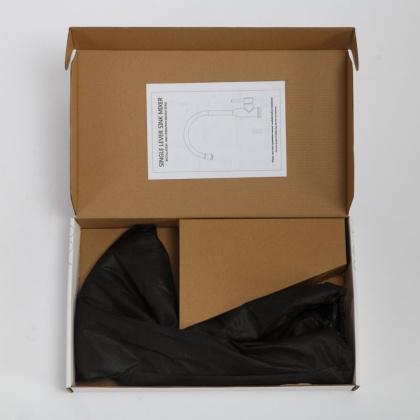 Смеситель для кухни, нержавеющая сталь, исполнение сатин BB-LAM03-IN Смеситель для кухни, нержавеющая сталь, исполнение сатин BB-LAM03-IN