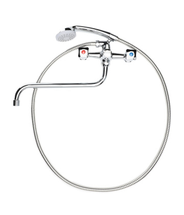 Смеситель для ванны/душа Agger Retro-S A1822200 с душевым набором Смеситель для ванны/душа Agger Retro-S A1822200 с душевым набором