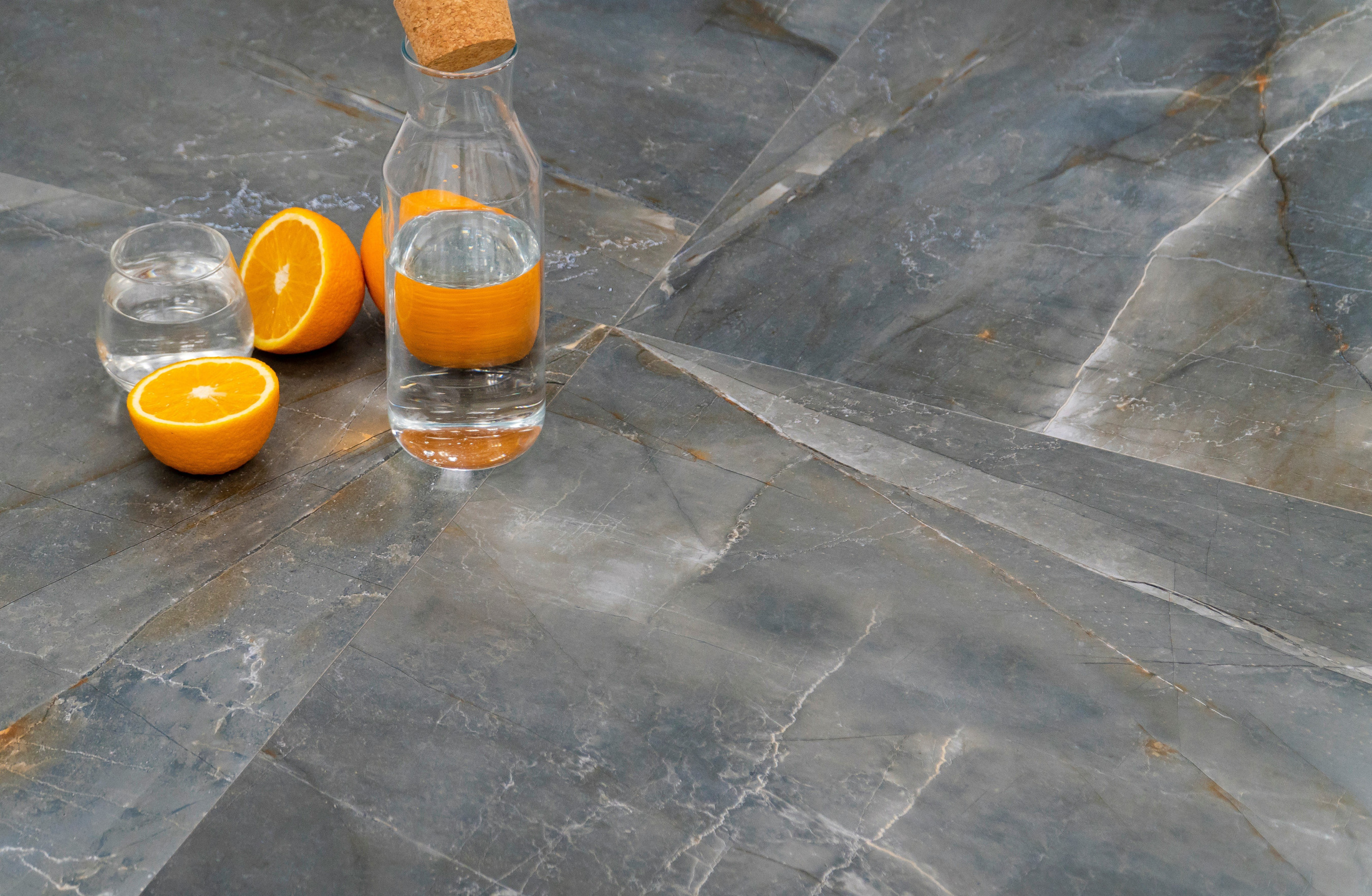 Керамогранит Laparet Shade темно-серый 60х60 (4шт_1,44м2), м2