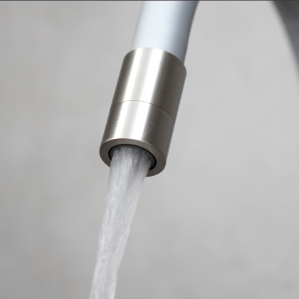 Смеситель для кухни с гибким изливом, с подключением к фильтру питьевой воды, латунь/никель/серебро Смеситель для кухни с гибким изливом, с подключением к фильтру питьевой воды, латунь/никель/серебро