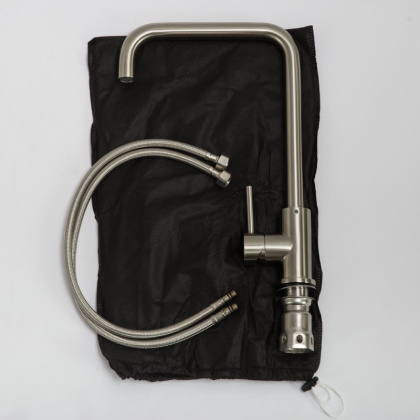 Смеситель для кухни, нержавеющая сталь, исполнение сатин BB-LAM03A-IN Смеситель для кухни, нержавеющая сталь, исполнение сатин BB-LAM03A-IN