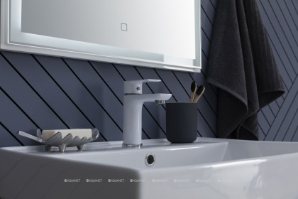 Смеситель для раковины Aquanet Arctic AF520-10СW Смеситель для раковины Aquanet Arctic AF520-10СW