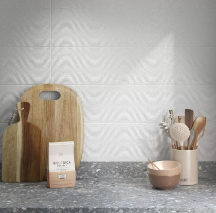 Бьянка белый глянцевый волна 20x60x0,9