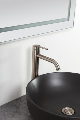 ETNA Смеситель для накладных раковин без донного клапана, нержавеющая сталь, исполнение сатин ETN-LMC2-IN ETNA Смеситель для накладных раковин без донного клапана, нержавеющая сталь, исполнение сатин ETN-LMC2-IN