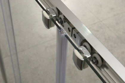 Душевая дверь BelBagno UNIQUE-BF-2-150/180-M-Cr