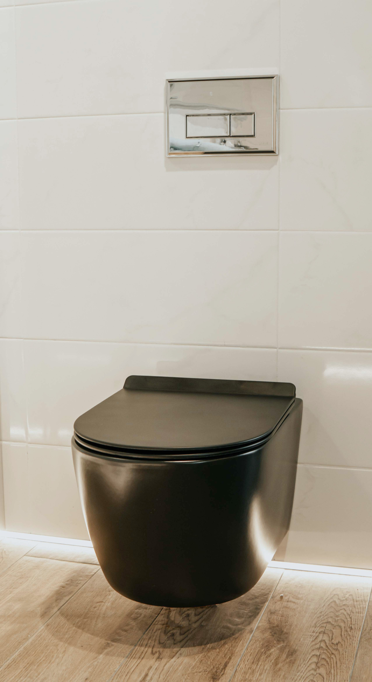 Унитаз подвесной безободковый Creto Logan L1 1001-002-L1BLMAT с крышкой-сиденьем микролифт, матовый черный