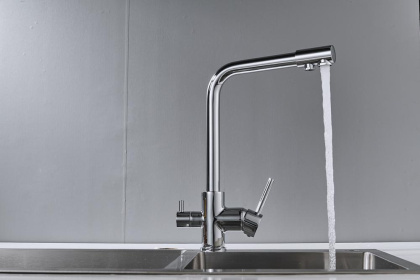 Смеситель для кухни латунь, хром S328 Смеситель для кухни латунь, хром S328