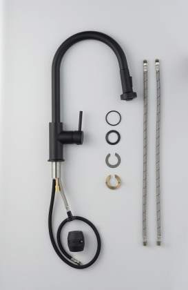 Смеситель Timo Saona 2316/03FL с выдвижной лейкой, черный