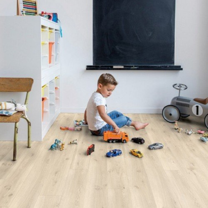 Виниловый ламинат Quick-Step Дуб светло-бежевый BACL40017 (9шт/2,105м2) 1251*187*4,5, м2 Виниловый ламинат Quick-Step Дуб светло-бежевый BACL40017 (9шт/2,105м2) 1251*187*4,5, м2