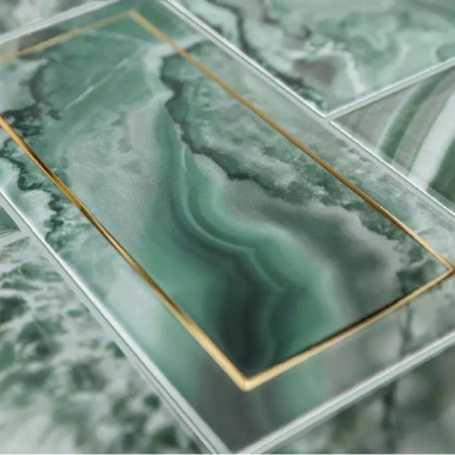 Декор Сеттиньяно зелёный глянцевый 9,9x20x0,92