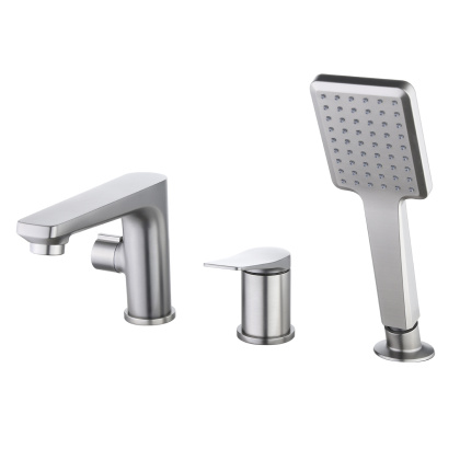 Смеситель Lemark Bronx LM3745GM на борт ванны Смеситель Lemark Bronx LM3745GM на борт ванны