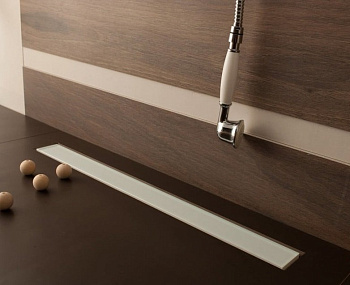 13701205 Душевой лоток Pestan Confluo Frameless Line 750 Black Glass Исполнение: Черный 