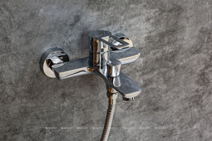 Смеситель для ванны/душа Agger Brave A2310000