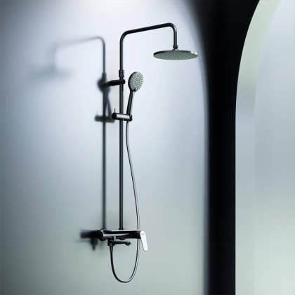 977730300 ДС Jupiter со смесителем полкой: верхний душ, ручной душ., штанга варио, чёрная