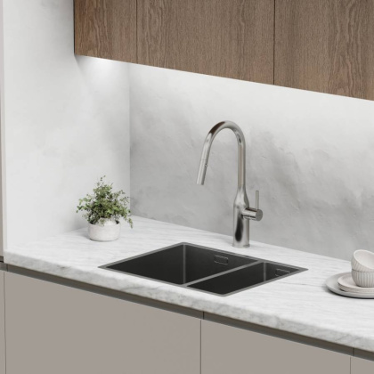 Смеситель для кухни SANCOS Grand с вытяжным изливом, цвет нержавеющая сталь, арт. SC4002BNG