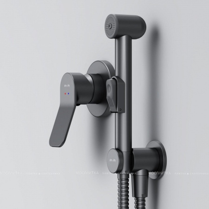Смеситель, монтируемый в стену с гигиеническим душем F40H85A22 X-Joy