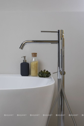 Смеситель для ванны с душем Paffoni Light LIG032CR Смеситель для ванны с душем Paffoni Light LIG032CR